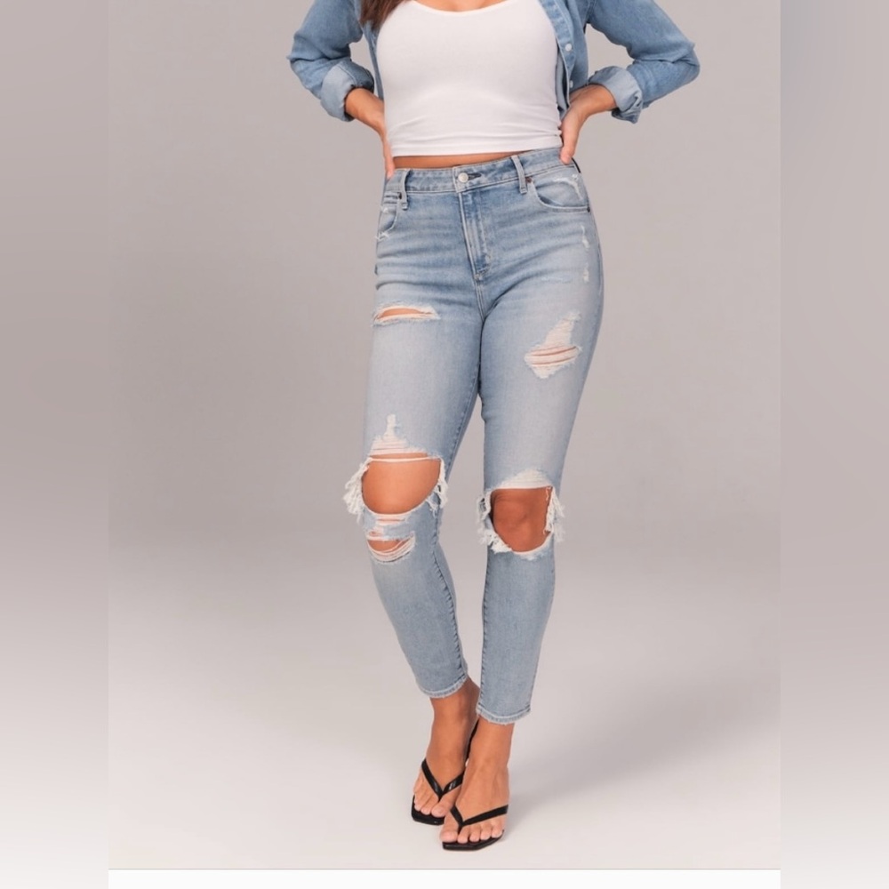 Abercrombie & Fitch Distressed Super Skinny High Rise Ankle Jean Curve Love